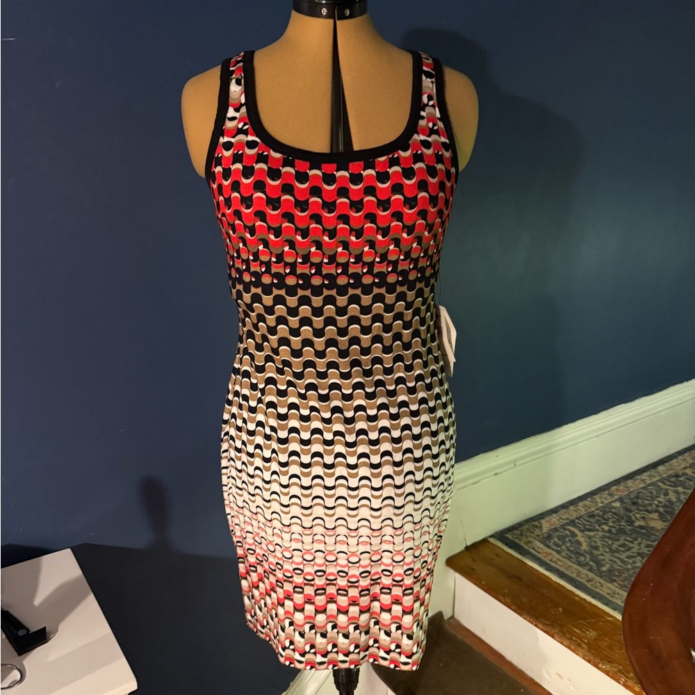 NWT. Stylish Women's Red and Black Dress